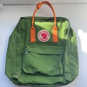 Fjallraven Kanken Mini Backpack Olive Green